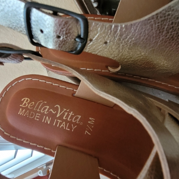 Bella Vita Sandals - Picture 7 of 10